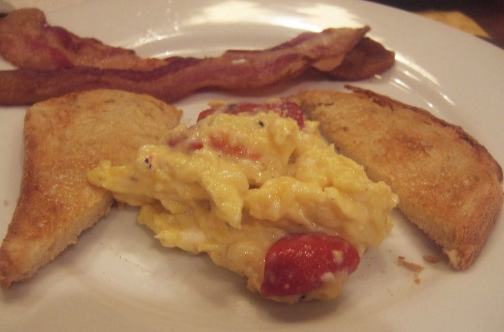 Off Topic: Scrambled Eggs with Red Pepper and Gruyere
