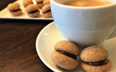 Baci di Dama (Italian Hazelnut Cookies)